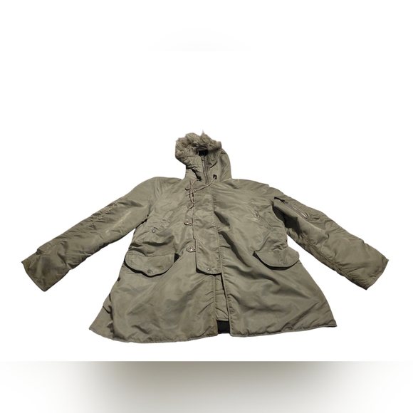 Vintage Alpha N.38 Extreme Cold Weather Parka With Faux Fur Lined Hood Size XL